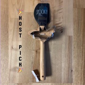 Rae Dunn “SPOOKY” Spatula Cookie Cutter Set